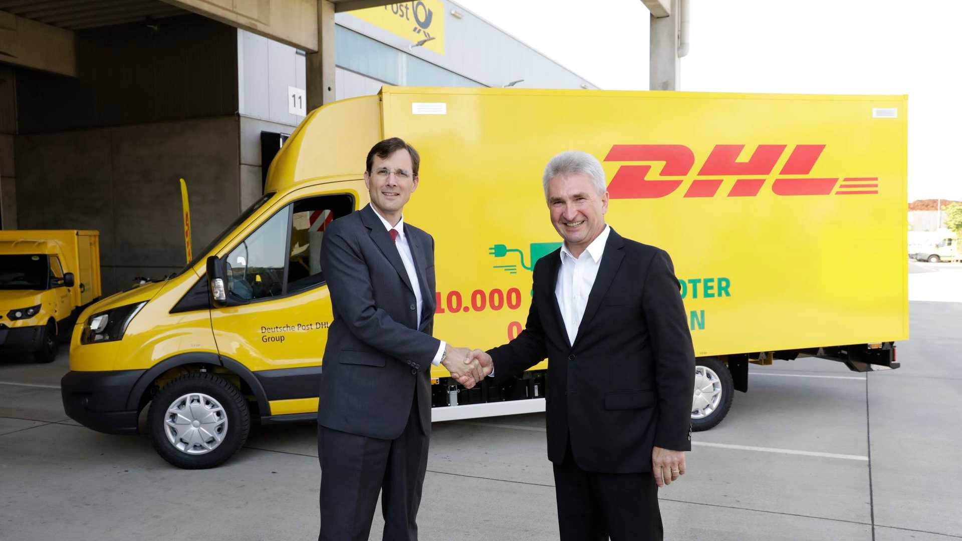 Entry Level Job DHL Customer Support Executive